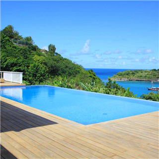 5 Bedroom Luxury Oceanfront Home for Sale