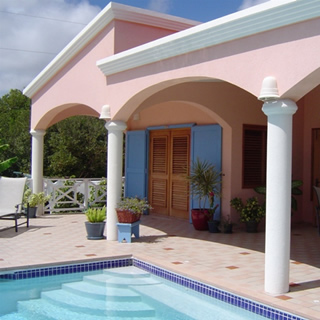 3 Bedroom Villa for Sale with Infinity Edge Swimming Pool